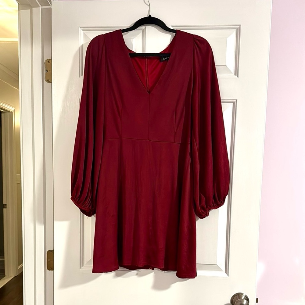 🧵Thrifted🧵Lulu’s Red Long Sleeve Dress